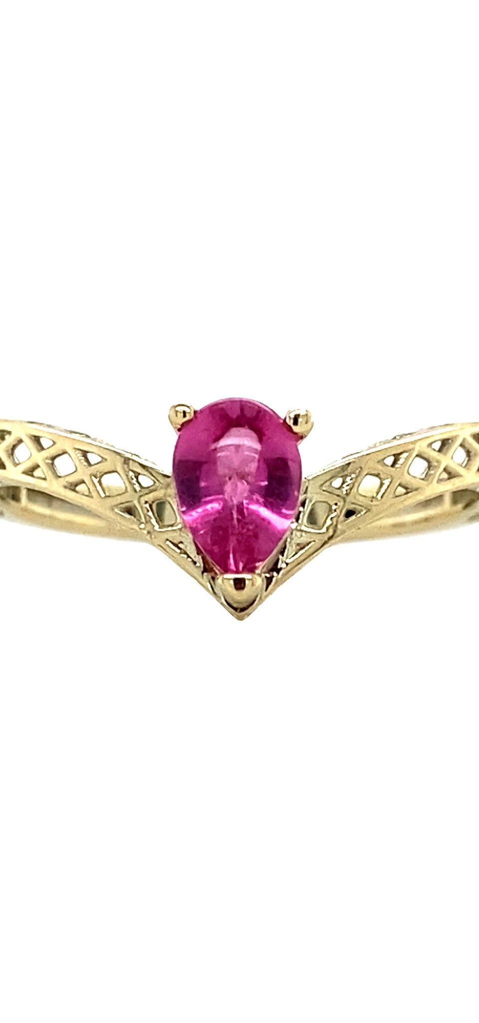 Vintage 14K Gold Ring with Tourmaline